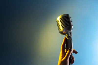 El momento de la unidad: colaboración entre locutores y evolución del mercado